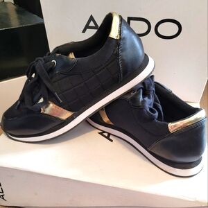 ALDO Black and Gold Loveria walking shoes